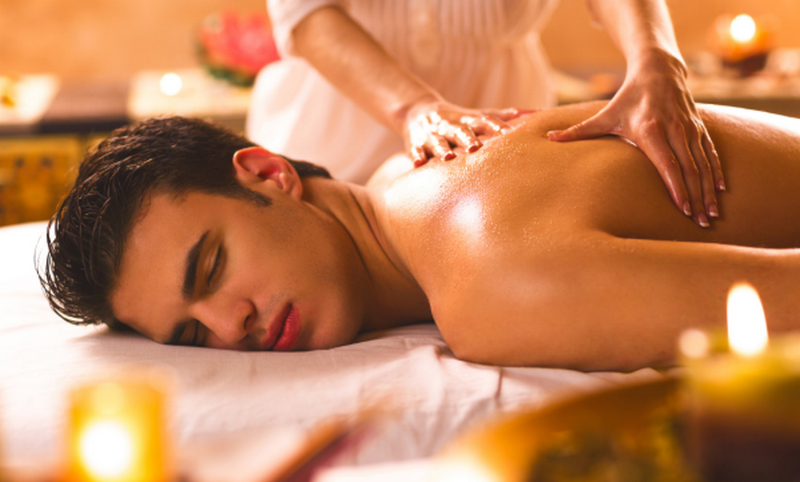 Hướng dẫn massage toàn thân hiệu quả cho nam tại nhà 
